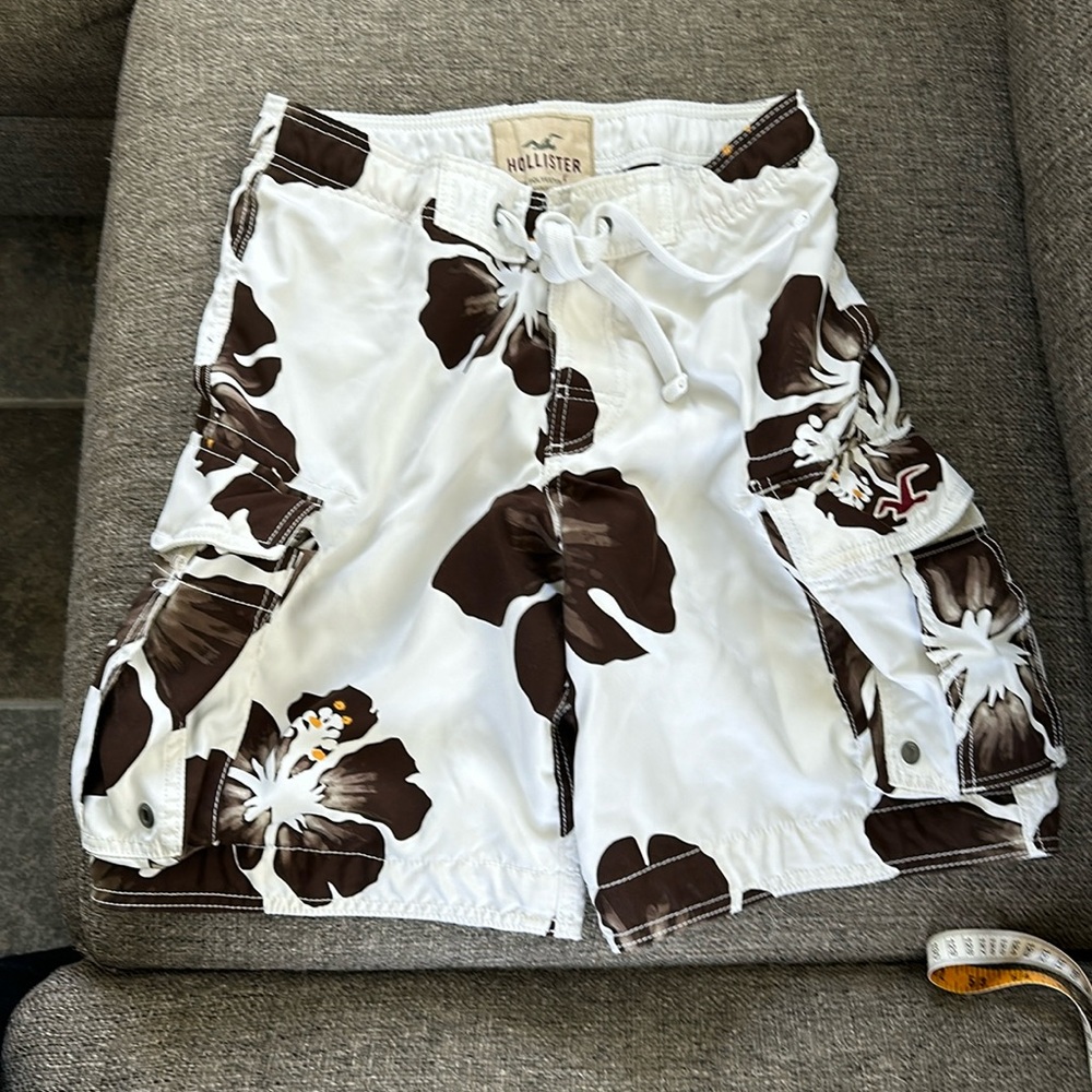 Hollister White Brown Floral Hibiscus Board Shorts Swim Trunks Size 28 Cargo